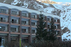 Dizin Hotel